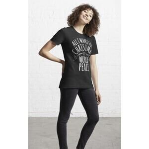 All I Want For Christmas Is World Peace Essential T-Shirt Everyday tee Black